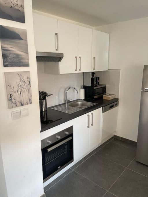 Proche Mer Et Centre Appart 2 Pieces Wifi&Clim Sainte-Maxime Exterior foto